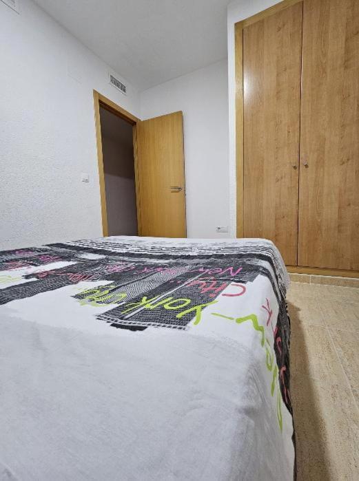 Habitacion En Piso Compartido Cerca De Playa Apartment Чилчес Екстериор снимка