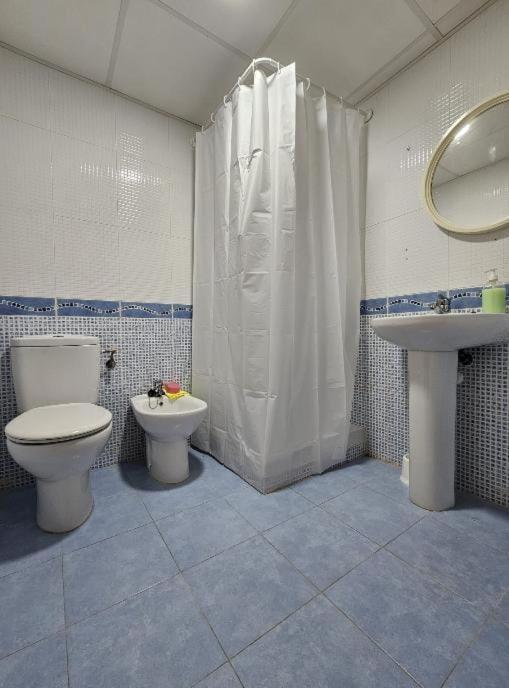 Habitacion En Piso Compartido Cerca De Playa Apartment Чилчес Екстериор снимка