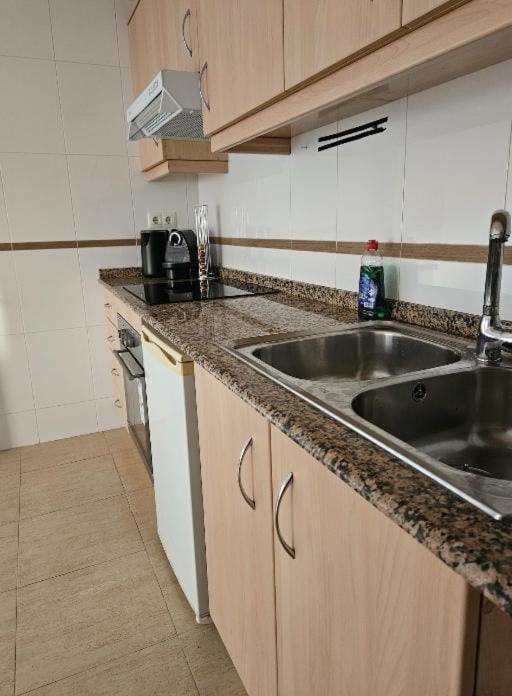 Habitacion En Piso Compartido Cerca De Playa Apartment Чилчес Екстериор снимка